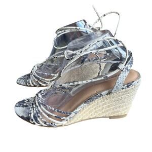 Torrid Ankle Wrap Sandals Wedge 8.5 Wide Neutral Tan Snake Print Strappy Jute